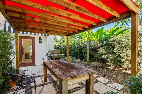 895 Hibiscus Street Boca Raton FL 33486