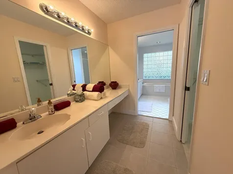 330 Oregon Lane Boca Raton FL 33487