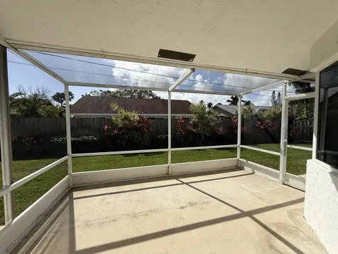 330 Oregon Lane Boca Raton FL 33487
