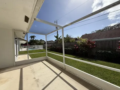 330 Oregon Lane Boca Raton FL 33487
