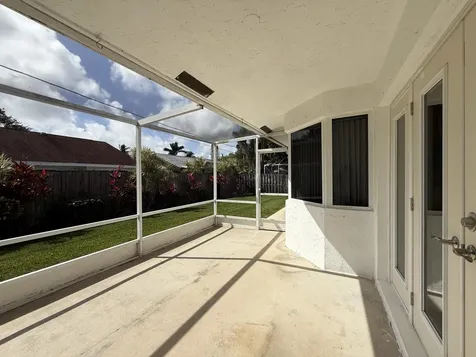 330 Oregon Lane Boca Raton FL 33487