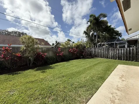 330 Oregon Lane Boca Raton FL 33487