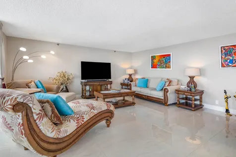 250 S Ocean Boulevard Boca Raton FL 33432