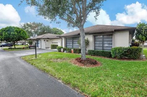 4820 Equestrian Circle Boynton Beach FL 33436