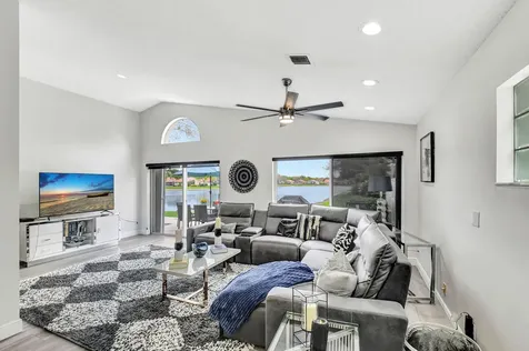 7946 Sailing Shores Terrace Boynton Beach FL 33437