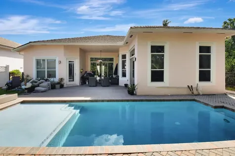 447 Pine Tree Court Atlantis FL 33462