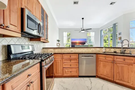 447 Pine Tree Court Atlantis FL 33462