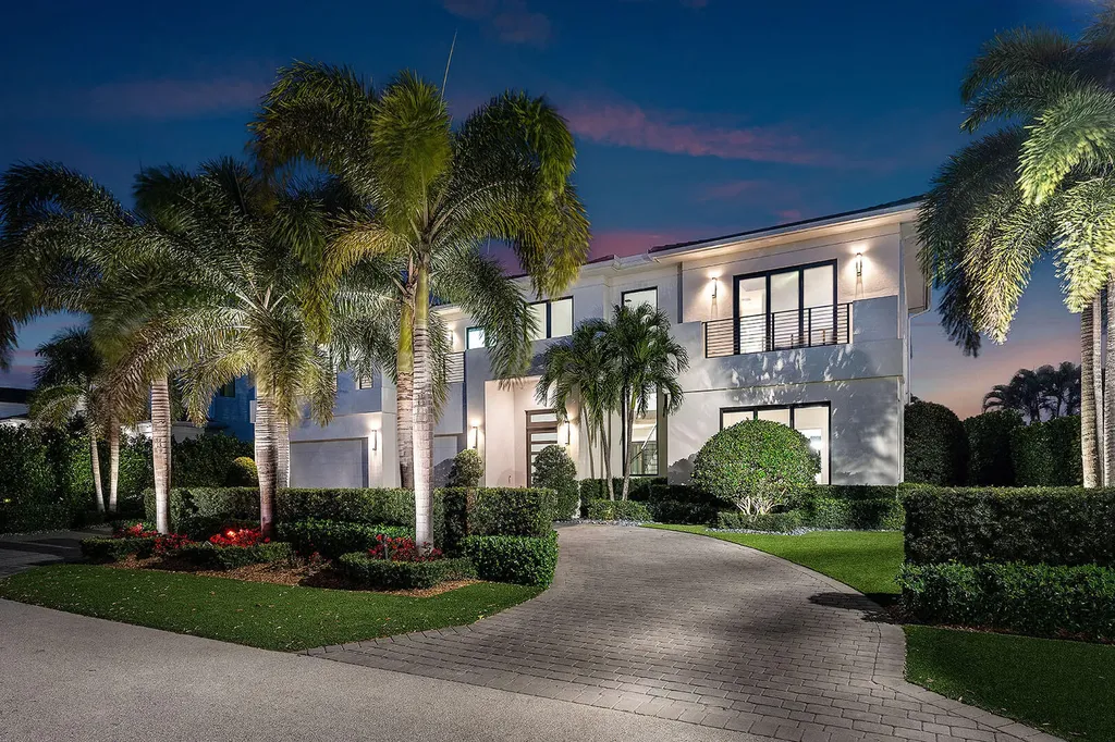 2352 Acorn Palm Road Boca Raton FL 33432