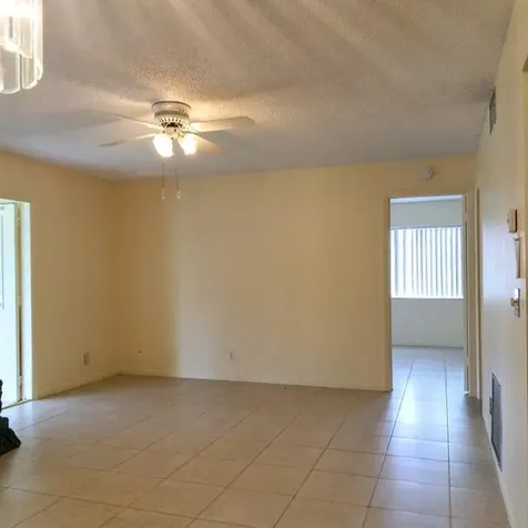 5961 Whispering Pine Way Greenacres FL 33463