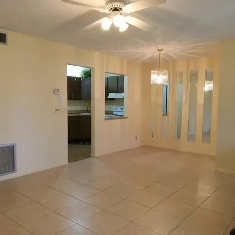 5961 Whispering Pine Way Greenacres FL 33463