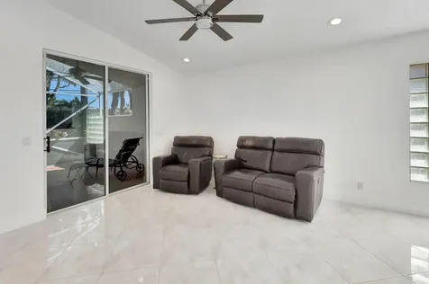 11752 Dove Hollow Avenue Boynton Beach FL 33437