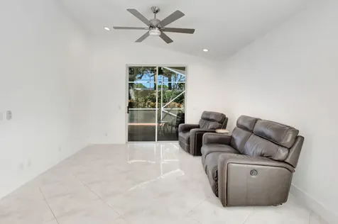 11752 Dove Hollow Avenue Boynton Beach FL 33437