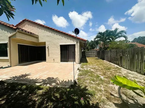2195 Nw 14th Street Delray Beach FL 33445