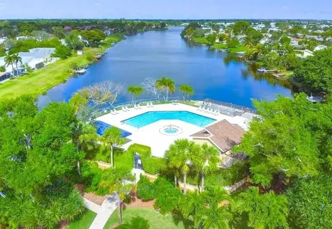 2195 Nw 14th Street Delray Beach FL 33445