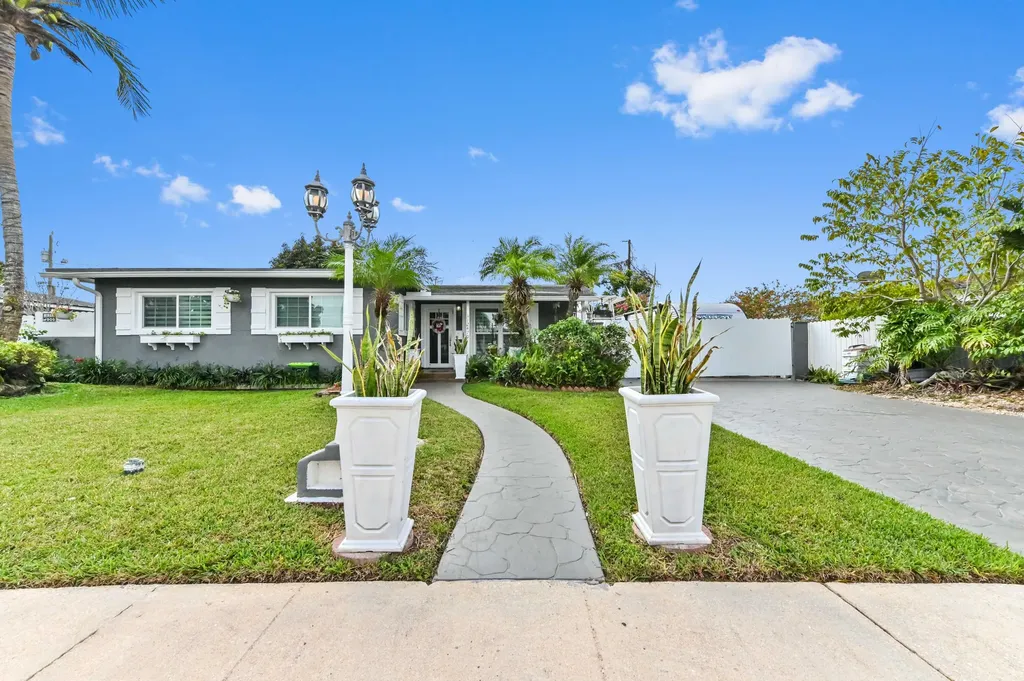 12470 Sw 191st Terrace Miami FL 33177