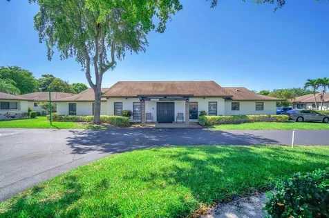 4948 Equestrian Circle Boynton Beach FL 33436
