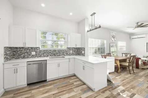 331 Nw 1st Avenue Boynton Beach FL 33435