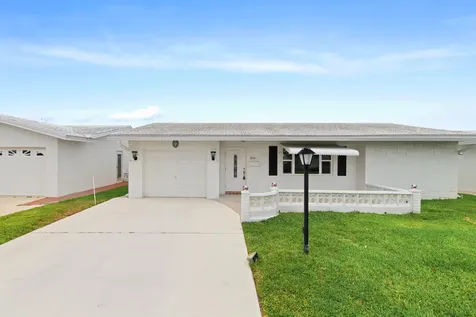 2081 Sw 12th Avenue Boynton Beach FL 33426