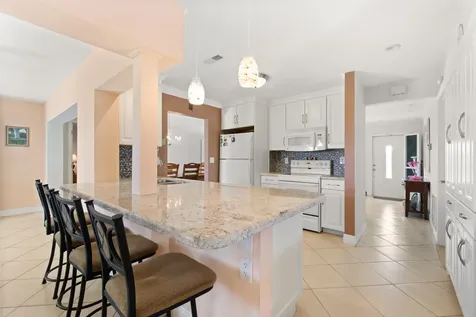 2081 Sw 12th Avenue Boynton Beach FL 33426