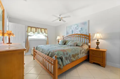 2081 Sw 12th Avenue Boynton Beach FL 33426