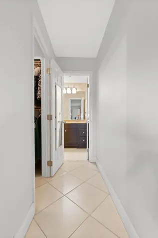 2081 Sw 12th Avenue Boynton Beach FL 33426