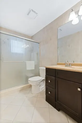 2081 Sw 12th Avenue Boynton Beach FL 33426