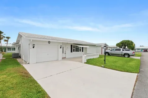 2081 Sw 12th Avenue Boynton Beach FL 33426