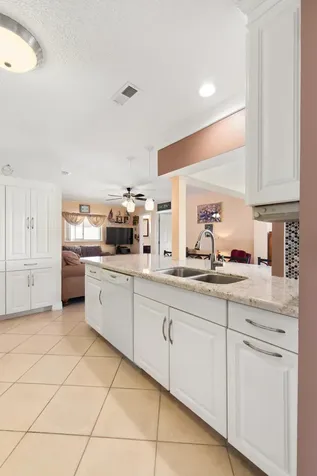 2081 Sw 12th Avenue Boynton Beach FL 33426
