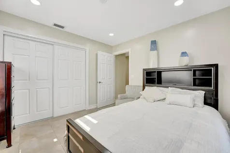 11660 Island Lakes Lane Boca Raton FL 33498