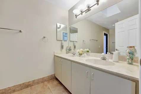 11660 Island Lakes Lane Boca Raton FL 33498