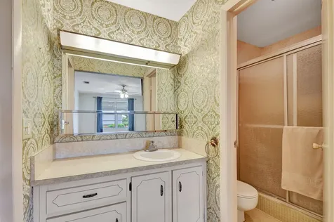 140 South Boulevard Boynton Beach FL 33435