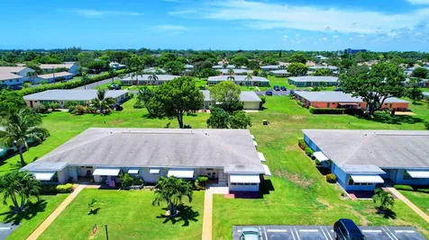 140 South Boulevard Boynton Beach FL 33435