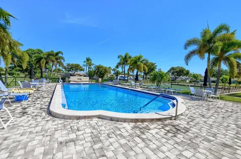 140 South Boulevard Boynton Beach FL 33435