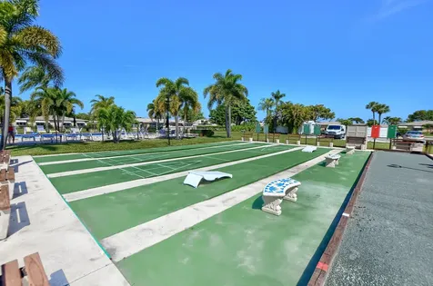 140 South Boulevard Boynton Beach FL 33435