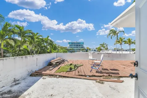 8430 Byron Avenue Miami Beach FL 33141