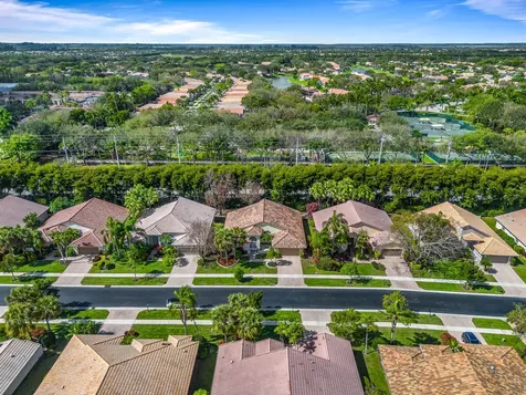 7458 Falls Road Boynton Beach FL 33437