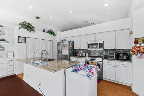 5169 Prairie Dunes Village Circle Lake Worth FL 33463