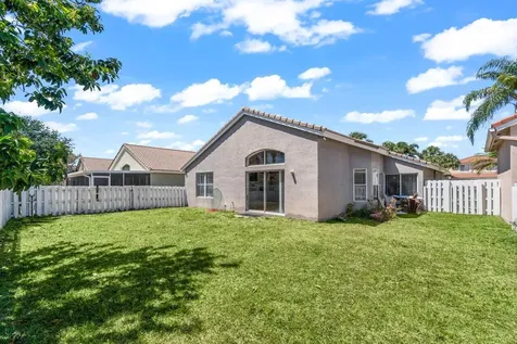 5169 Prairie Dunes Village Circle Lake Worth FL 33463