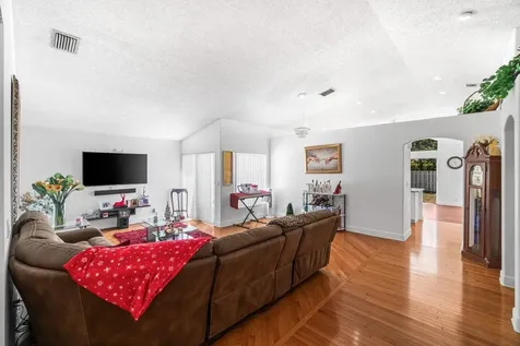 5169 Prairie Dunes Village Circle Lake Worth FL 33463