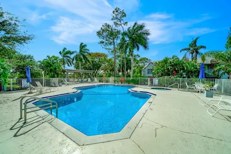 5095 Heatherhill Lane Boca Raton FL 33486