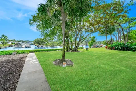 5095 Heatherhill Lane Boca Raton FL 33486