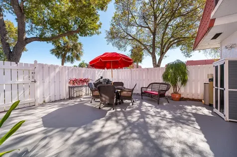 1422 Oxford Lane Boynton Beach FL 33426