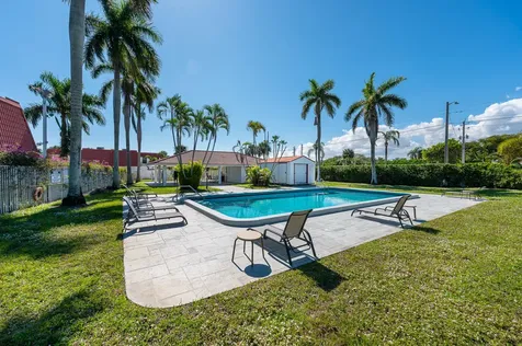 1422 Oxford Lane Boynton Beach FL 33426