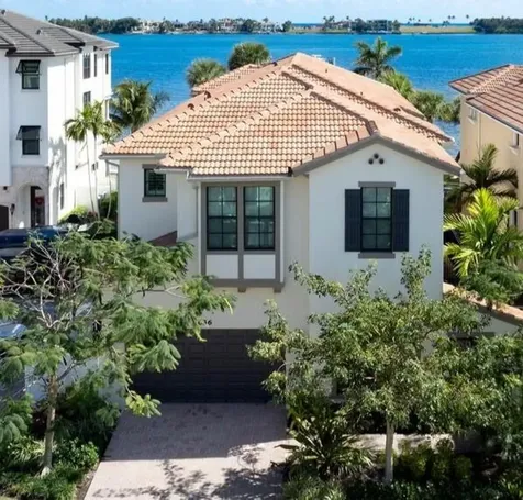 636 Windward Circle Boynton Beach FL 33435