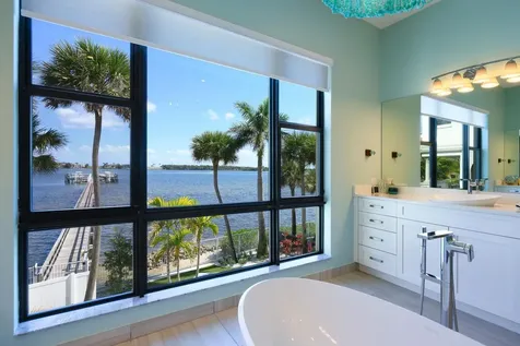 636 Windward Circle Boynton Beach FL 33435