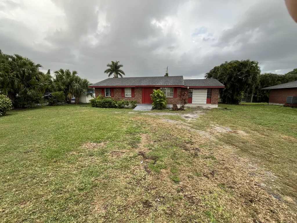 749 S Main Street Belle Glade FL 33430