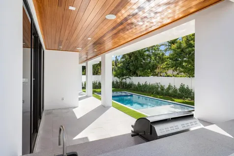 812 Malaga Drive Boca Raton FL 33432