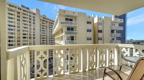 1825 S Ocean Drive Drive Hallandale Beach FL 33009