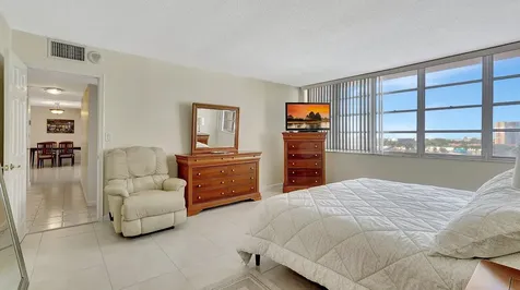 1825 S Ocean Drive Drive Hallandale Beach FL 33009
