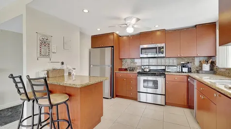 1825 S Ocean Drive Drive Hallandale Beach FL 33009